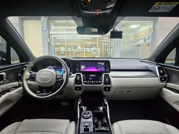 2023 Kia Sorento с пробегом 128 604 км
