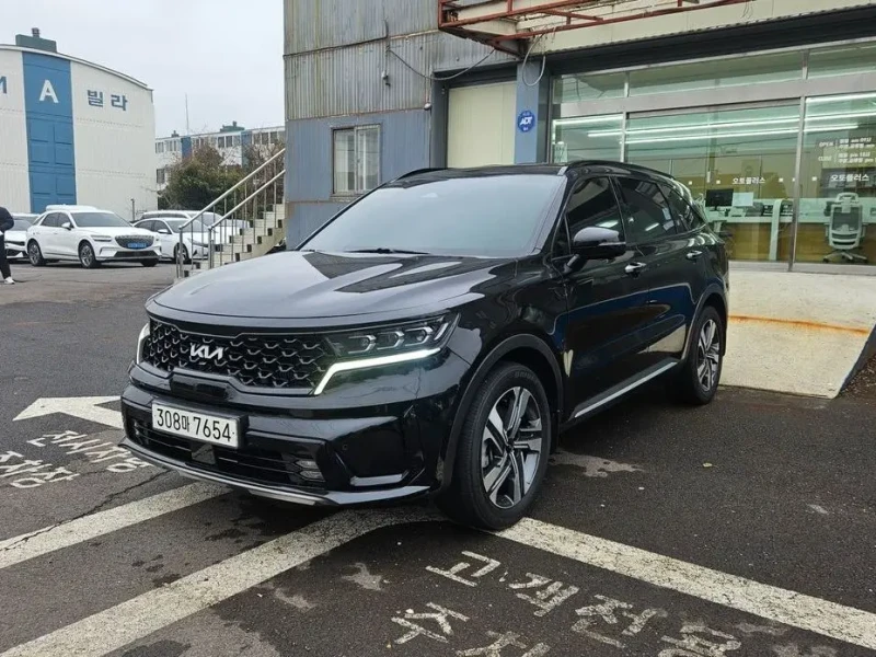 2023 Kia Sorento с пробегом 128 604 км