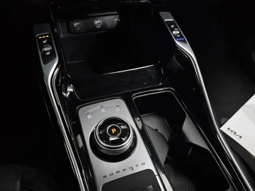 2023 Kia Sorento с пробегом 62 851 км