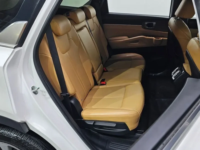 2022 Kia Sorento с пробегом 84 640 км
