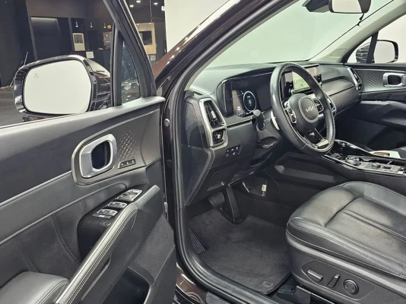 2023 Kia Sorento с пробегом 62 851 км