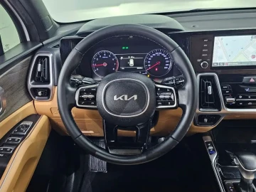 2022 Kia Sorento с пробегом 84 640 км