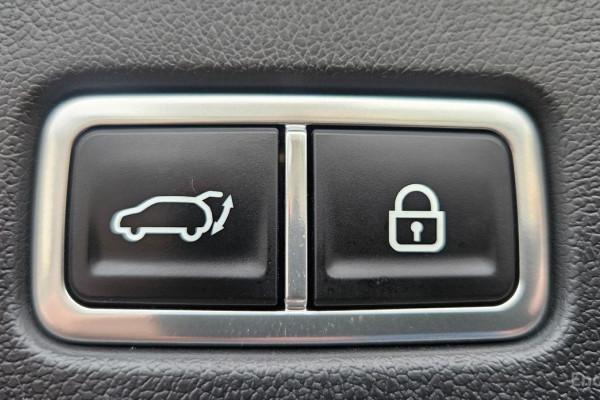 2023 Kia Sorento с пробегом 128 604 км