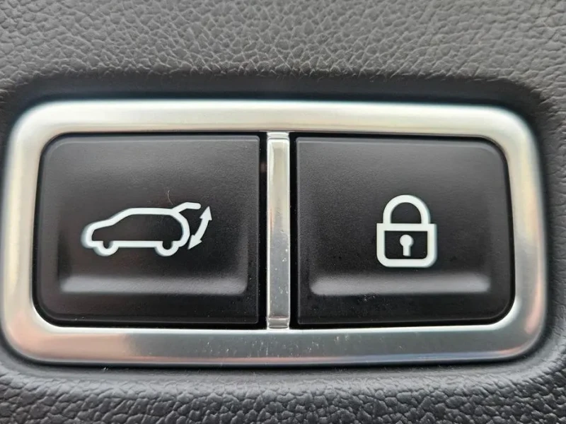 2023 Kia Sorento с пробегом 128 604 км