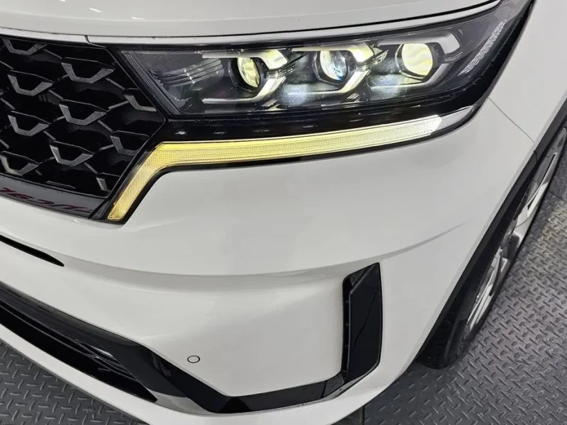 2022 Kia Sorento с пробегом 84 640 км