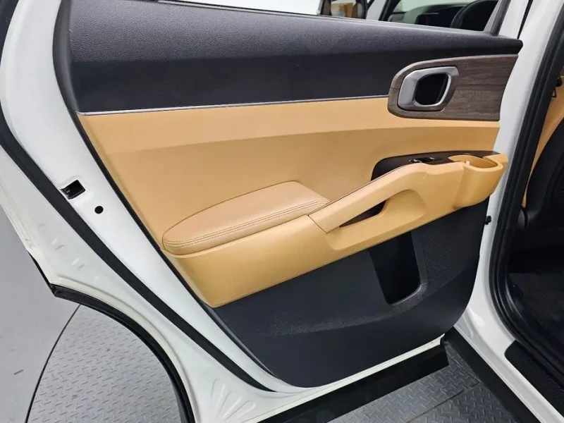 2022 Kia Sorento с пробегом 84 640 км
