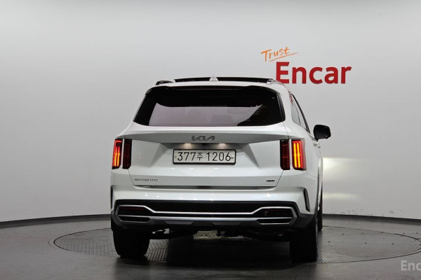2022 Kia Sorento с пробегом 72 913 км