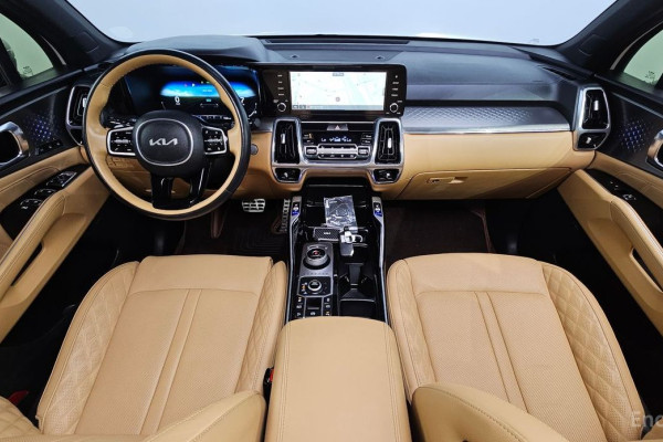 2022 Kia Sorento с пробегом 72 913 км