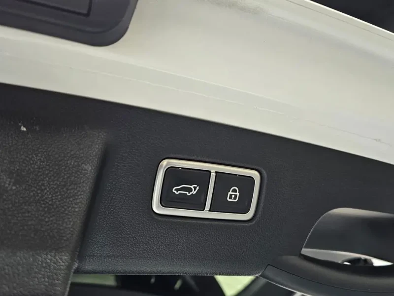 2022 Kia Sorento с пробегом 84 640 км