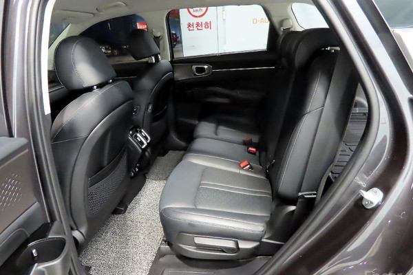 2020 Kia Sorento с пробегом 81 020 км