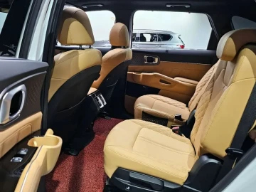 2022 Kia Sorento с пробегом 43 907 км