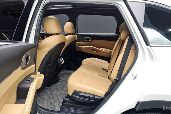 2022 Kia Sorento с пробегом 49 801 км