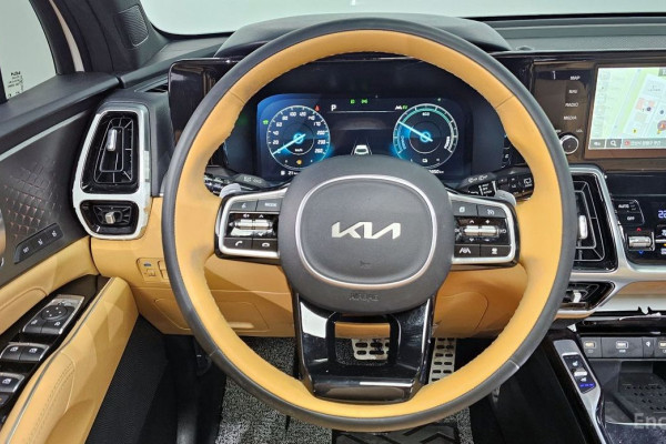 2023 Kia Sorento с пробегом 46 450 км