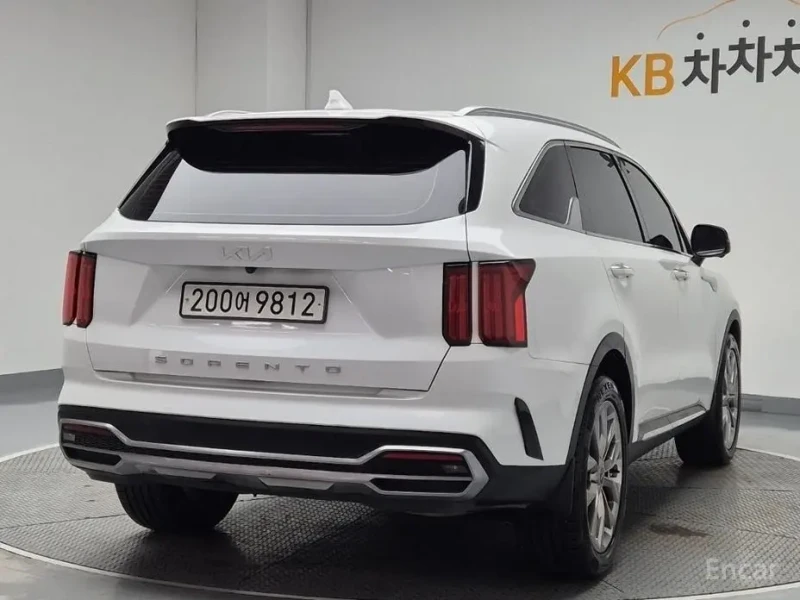 2022 Kia Sorento с пробегом 122 633 км