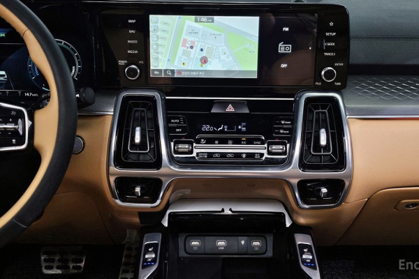 2023 Kia Sorento с пробегом 46 450 км