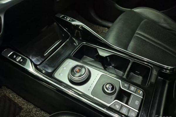 2022 Kia Sorento с пробегом 122 633 км