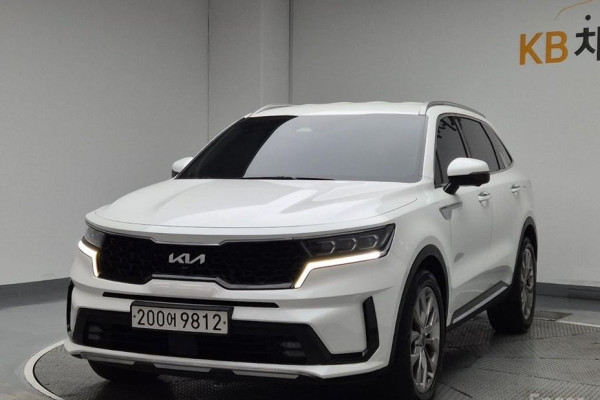 2022 Kia Sorento с пробегом 122 633 км