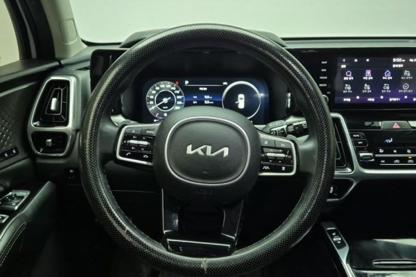 2022 Kia Sorento с пробегом 122 633 км