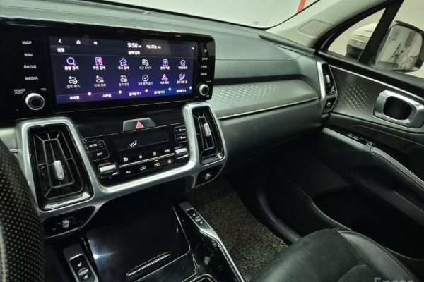 2022 Kia Sorento с пробегом 122 633 км