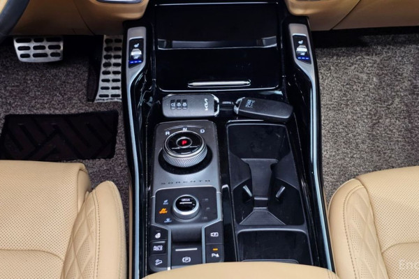 2021 Kia Sorento с пробегом 119 843 км