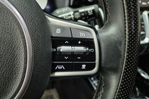 2022 Kia Sorento с пробегом 122 633 км