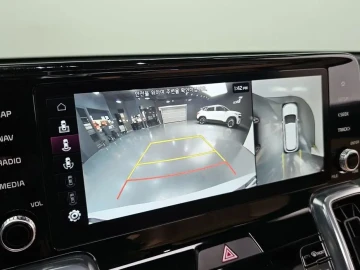 2023 Kia Sorento с пробегом 106 559 км