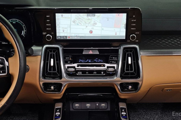 2023 Kia Sorento с пробегом 106 559 км