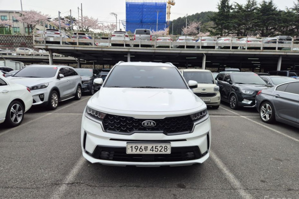 2021 Kia Sorento с пробегом 114 073 км