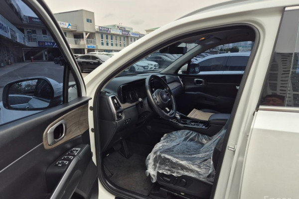 2021 Kia Sorento с пробегом 114 073 км