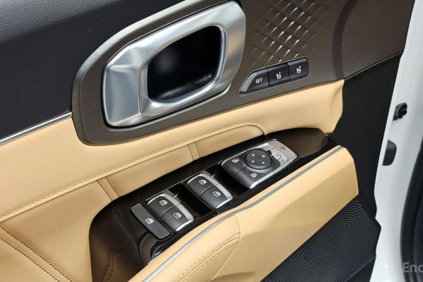 2023 Kia Sorento с пробегом 106 559 км