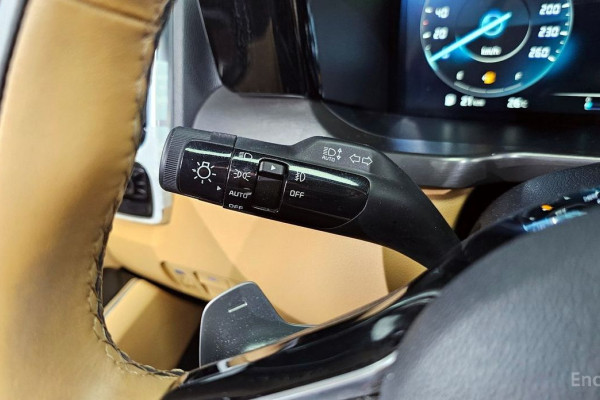 2023 Kia Sorento с пробегом 46 450 км