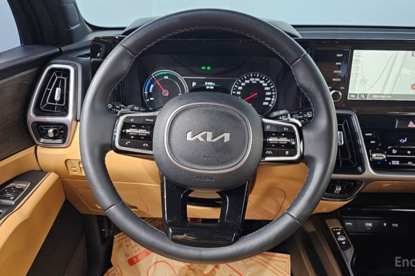 2023 Kia Sorento с пробегом 34 271 км