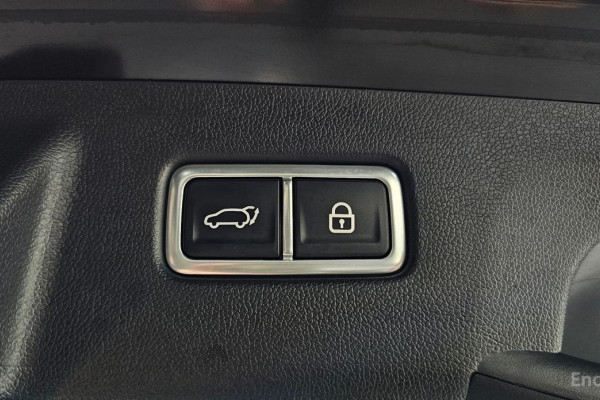 2023 Kia Sorento с пробегом 34 271 км