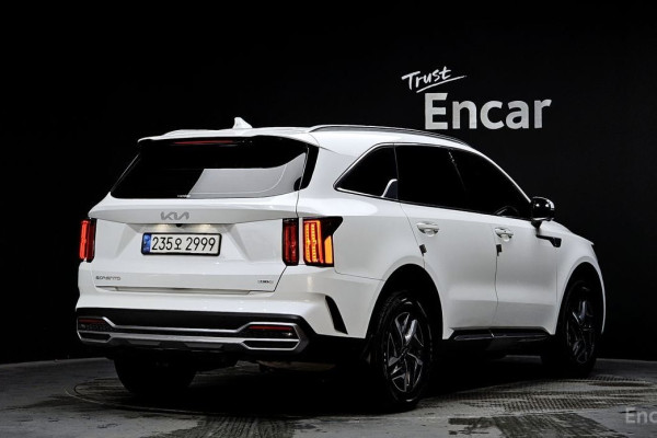 2023 Kia Sorento с пробегом 115 248 км