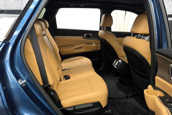 2022 Kia Sorento с пробегом 49 096 км