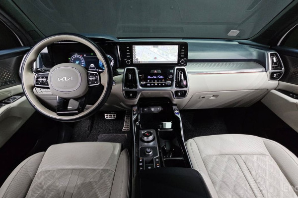 2023 Kia Sorento с пробегом 115 248 км