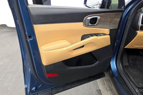 2022 Kia Sorento с пробегом 49 096 км