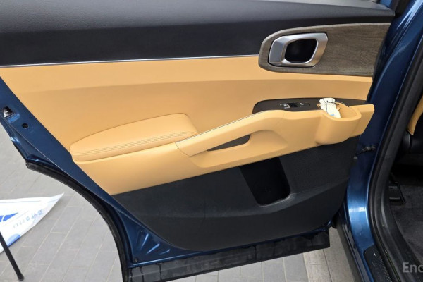 2022 Kia Sorento с пробегом 49 096 км