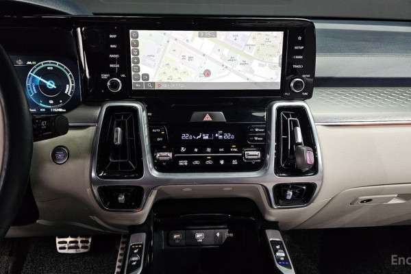 2023 Kia Sorento с пробегом 115 248 км