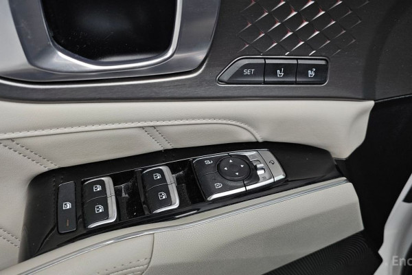 2023 Kia Sorento с пробегом 115 248 км