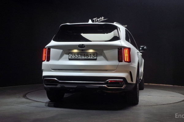 2020 Kia Sorento с пробегом 67 637 км