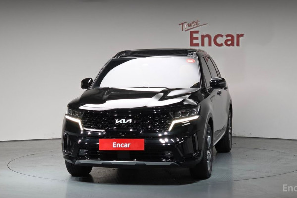 2023 Kia Sorento с пробегом 31 914 км