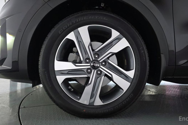 2023 Kia Sorento с пробегом 31 914 км