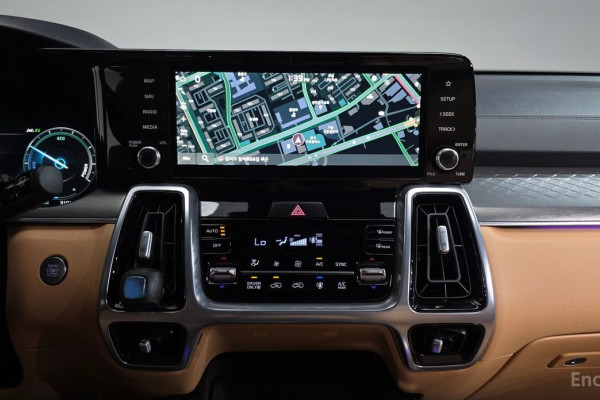 2023 Kia Sorento с пробегом 31 914 км