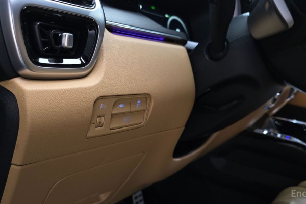 2023 Kia Sorento с пробегом 31 914 км