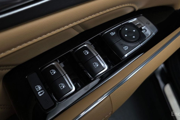 2023 Kia Sorento с пробегом 31 914 км