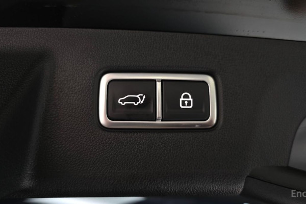 2023 Kia Sorento с пробегом 31 914 км