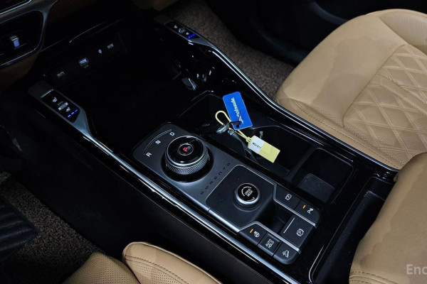 2023 Kia Sorento с пробегом 33 669 км