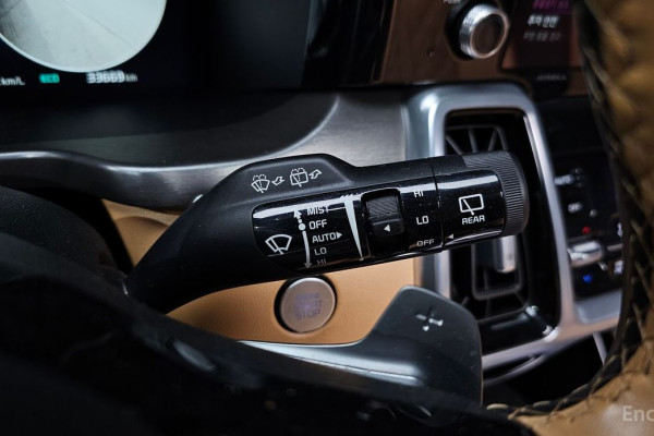 2023 Kia Sorento с пробегом 33 669 км