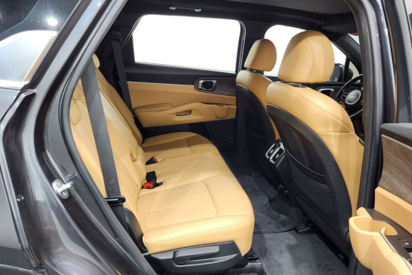 2022 Kia Sorento с пробегом 93 483 км